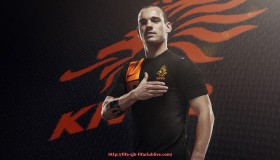 世俱杯直播-法甲2024年赛季转会动态：本赛季转会市场的关键转会与交易动态